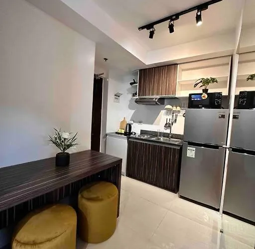 Living,the Persimmon Double Beds 4pax 아파트