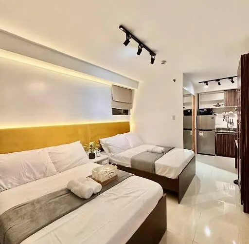 Living,the Persimmon Double Beds 4pax *