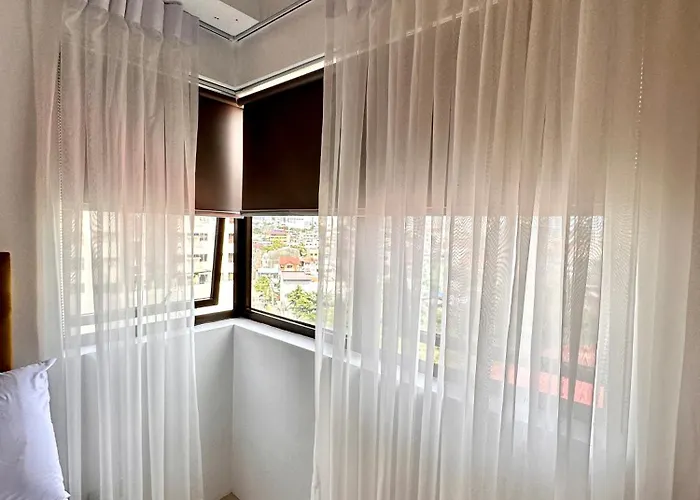 Living,the Persimmon Double Beds 4pax *